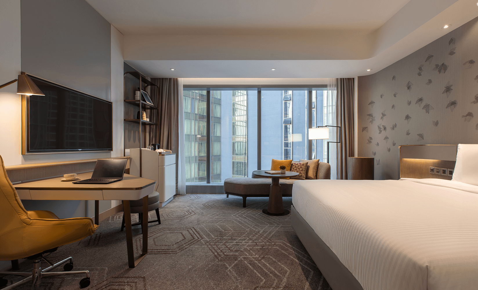 R-rooms-premium-slider-img-01